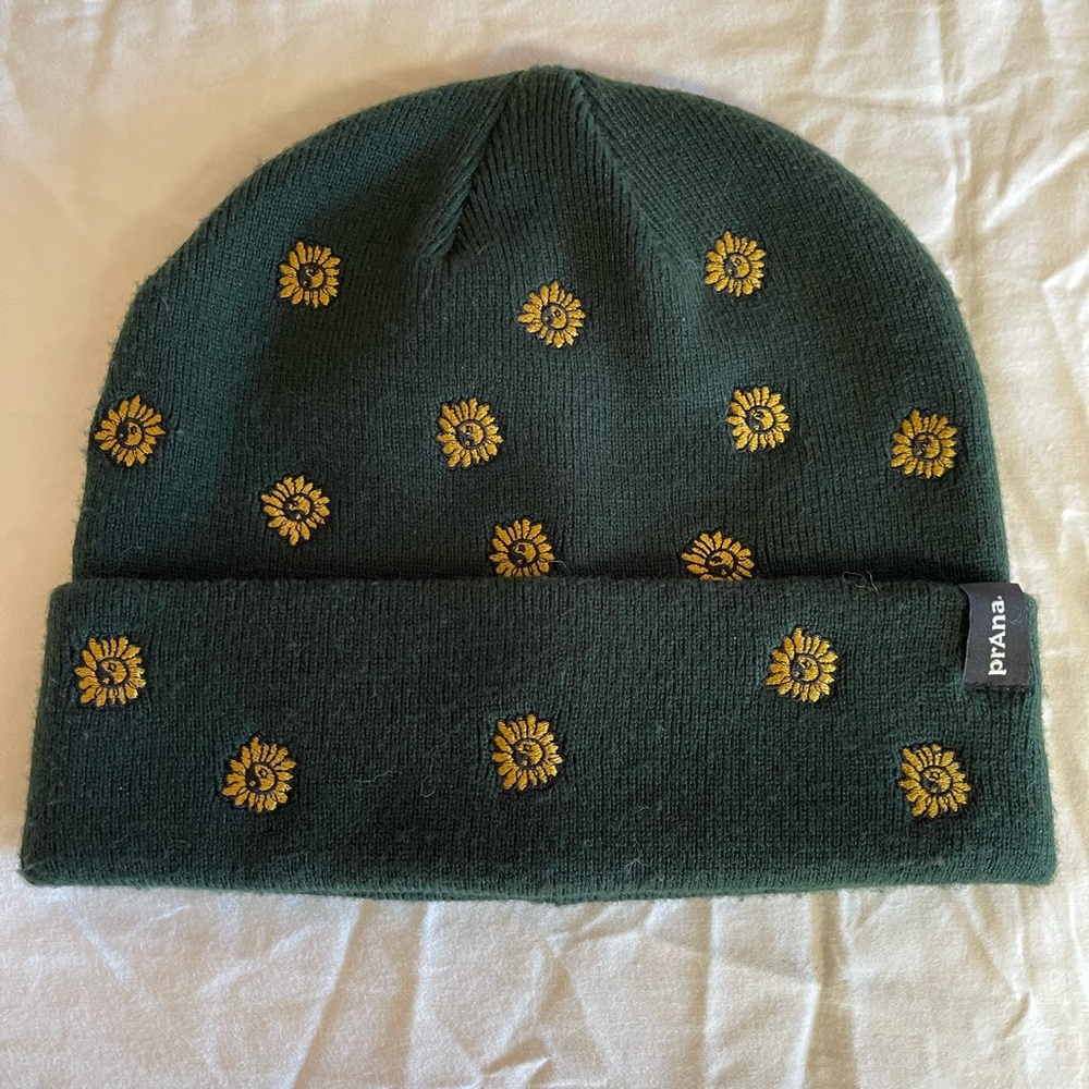 SOLD Prana Wild Now Dark Green Almond Yin Yang Beanie